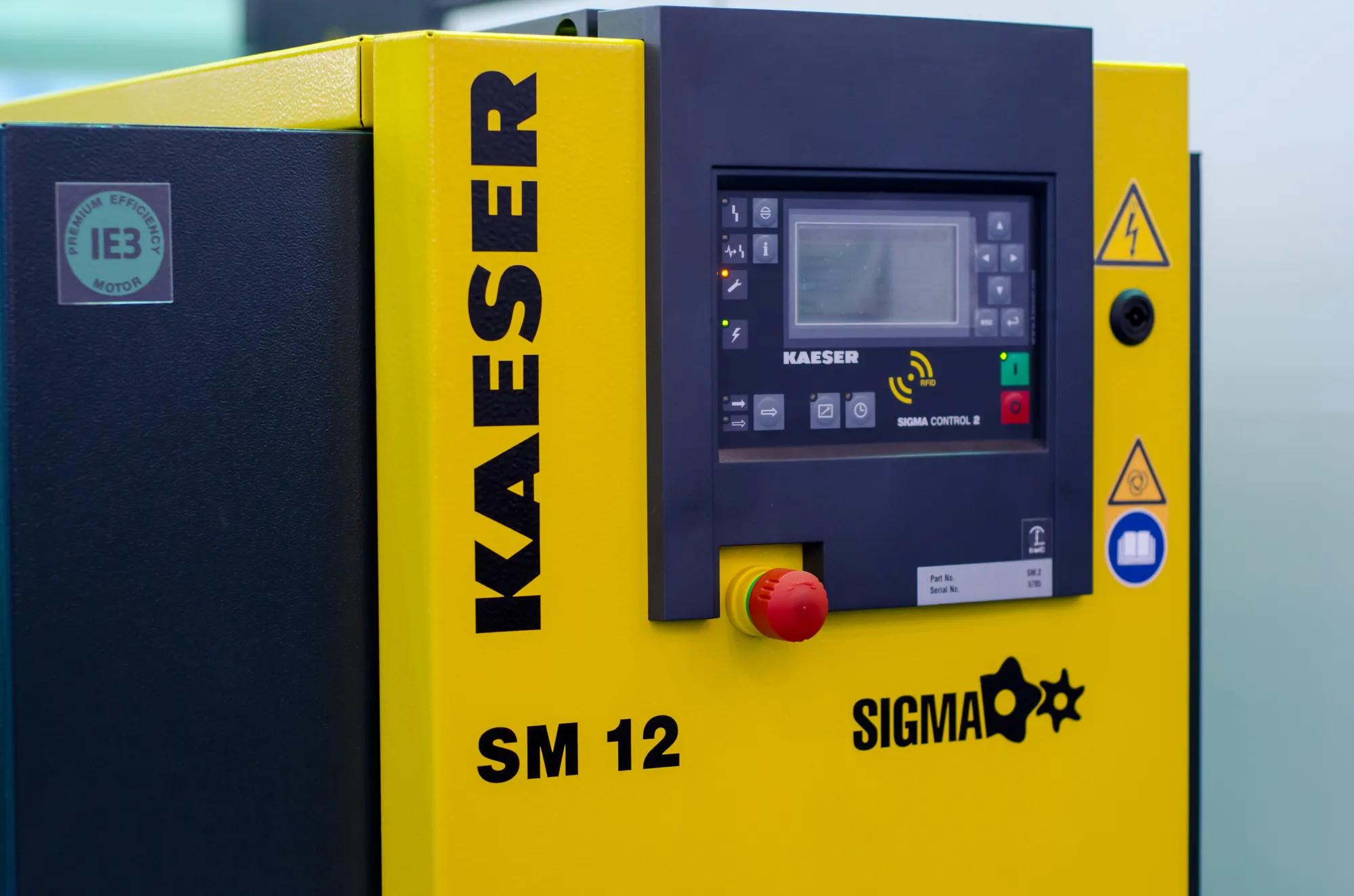 Kaeser Anlage kommt im SANHA®-Arbeitsablauf zum Einsatz