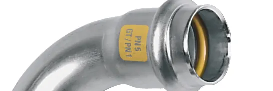 Fitting der Marke NiroSan® Gas von SANHA® wird zugeschnitten dargestellt