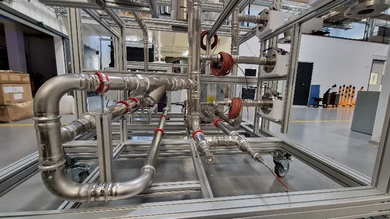 Industria NiroSan®: sistema de tuberías probado con bombas de calor